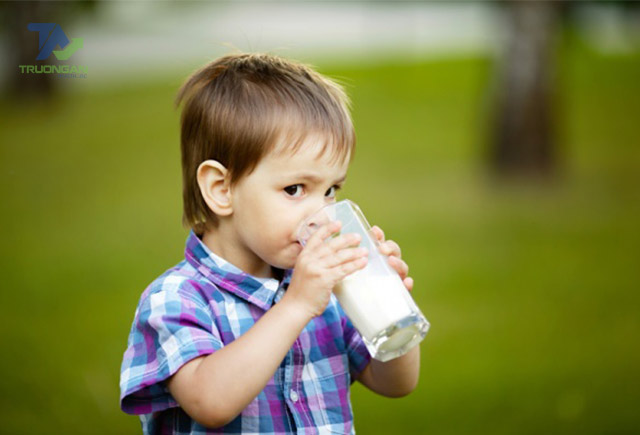 Honilac Premium 1 – Nguồn năng lượng sữa dồi dào cho bé phát triển Truonganjsc-honilac-premium-1-nguon-nang-luong-sua-doi-dao-cho-be-phat-trien-02